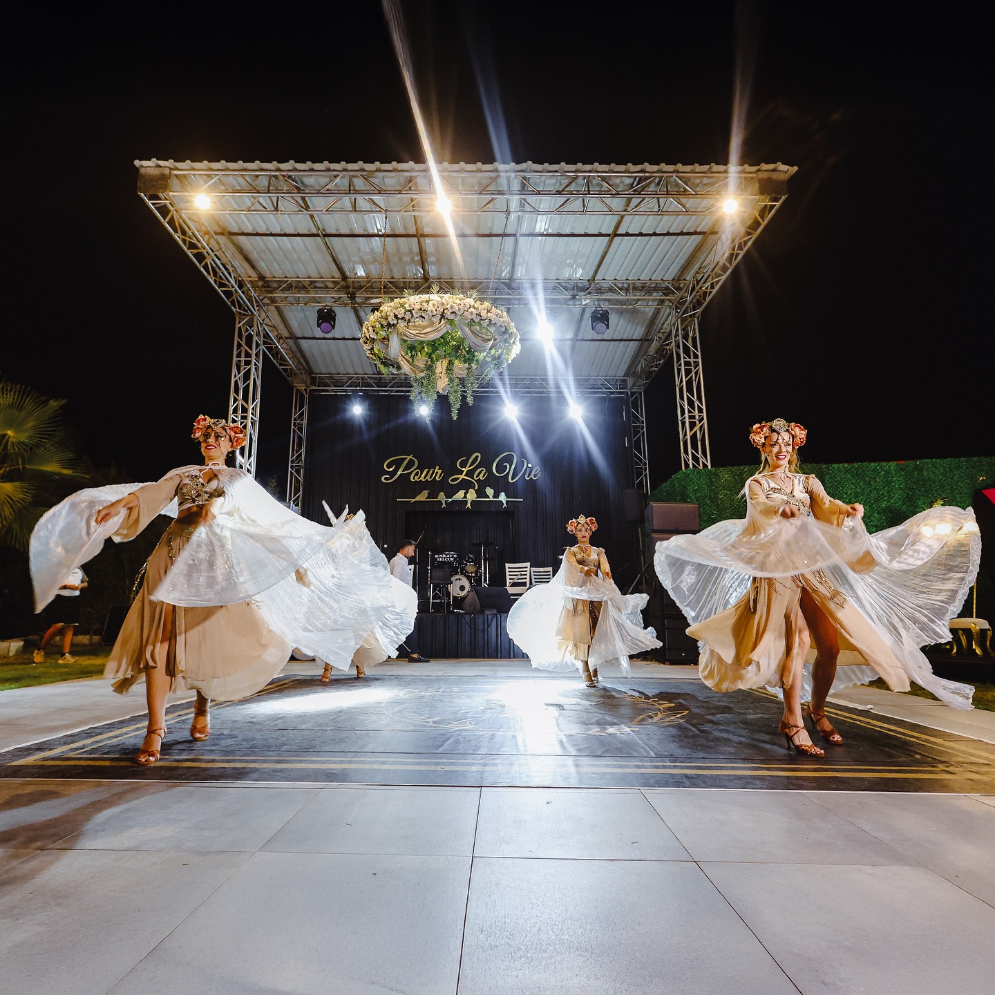 izmir düğün mekanı pour la vie wedding gelin damat masa konsepti