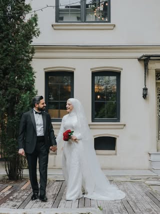 Beyoğlu’nda dış mekân düğün fotoğraf çekimi
