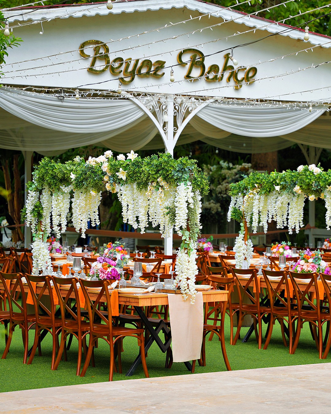 Beyaz Bahçe Beykoz bahçe düğünü dekorasyon detayları