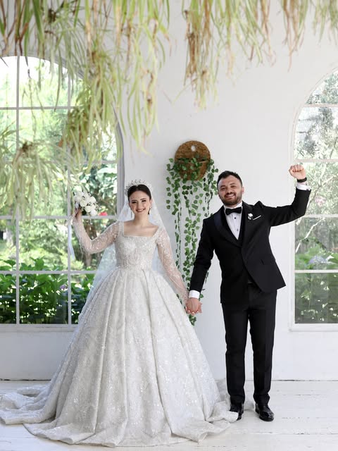 Zamansız konseptte düğün fotoğrafı – Burcu Öğünç Photography istanbul