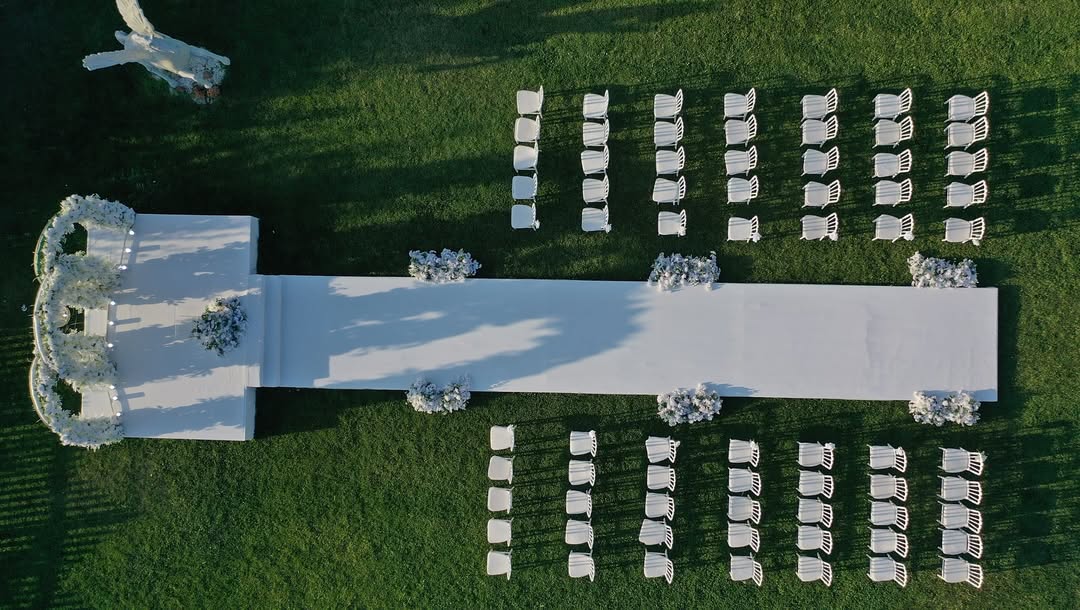 Gün batımında Çifa Bosphorus düğün atmosferi