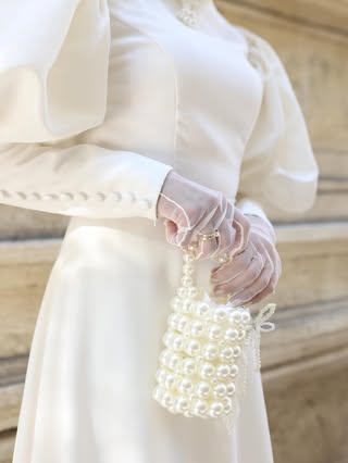 İstanbul’da doğal ışıkla çekilmiş sanatsal düğün fotoğrafı