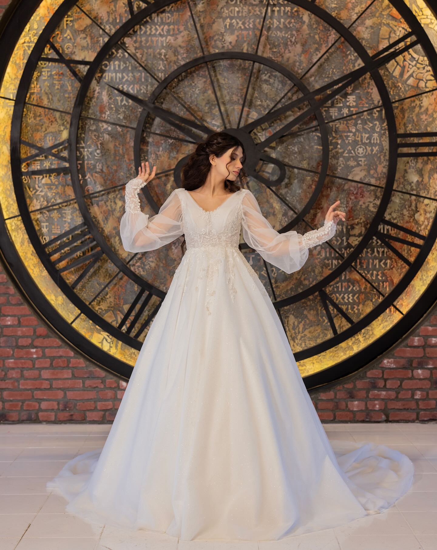 “Ankara gelinlikçi Gelinlik Dünyam A kesim uzun kollu tül gelinlik modeli”