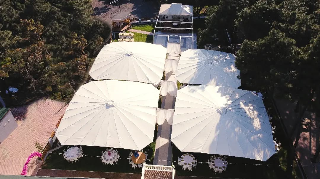 Açılır kapanır tavanlı kır düğünü mekânı Gülbahar Sultan