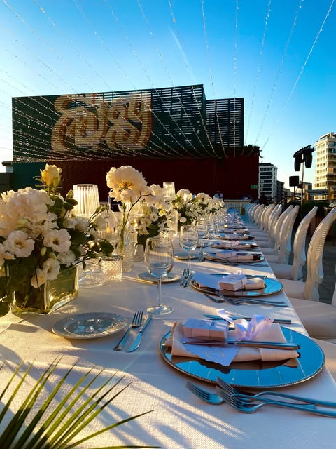 İstanbul düğün organizasyonu masa ve dekor düzeni