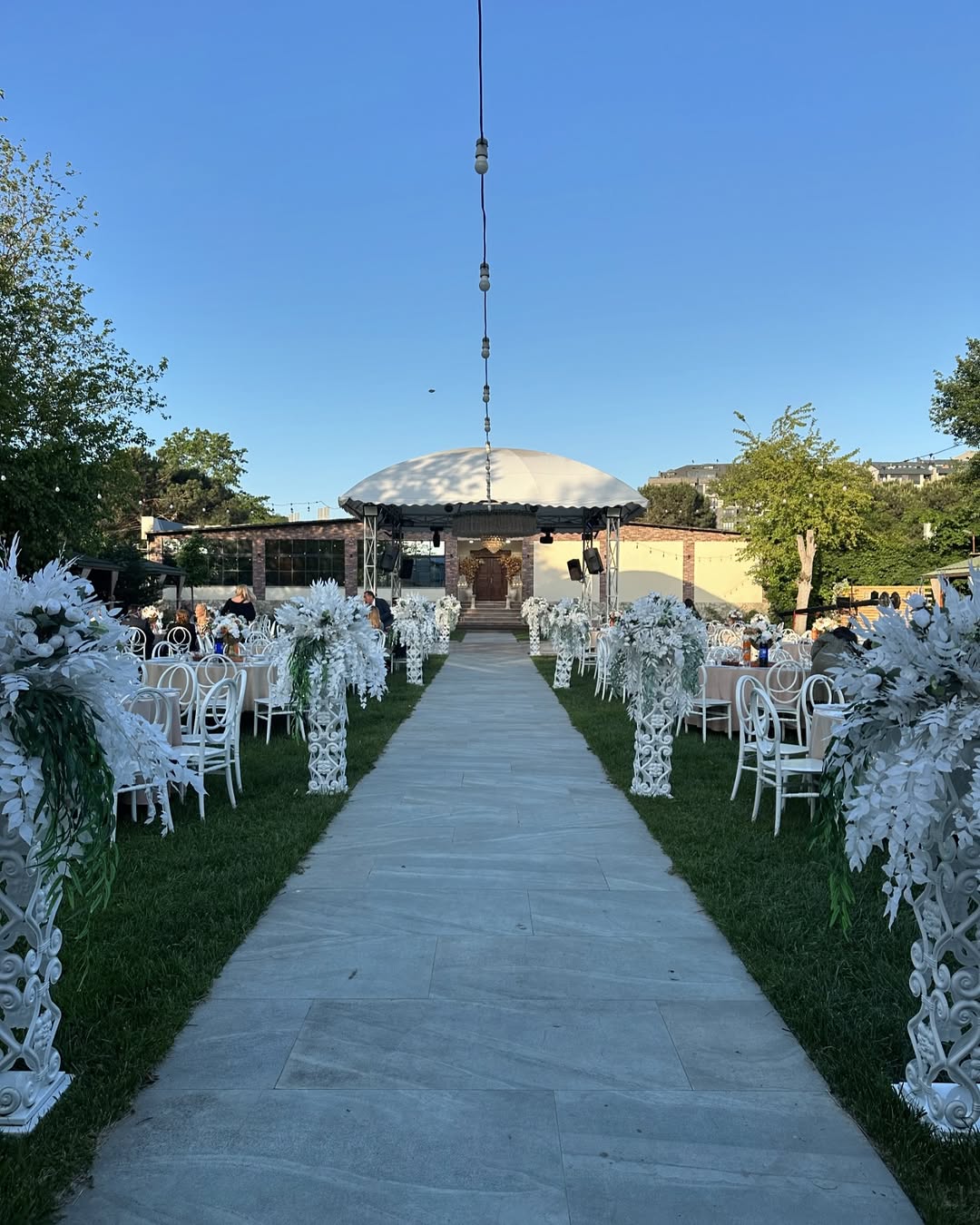 Vintage konseptli kır düğünü masa dekorasyonu