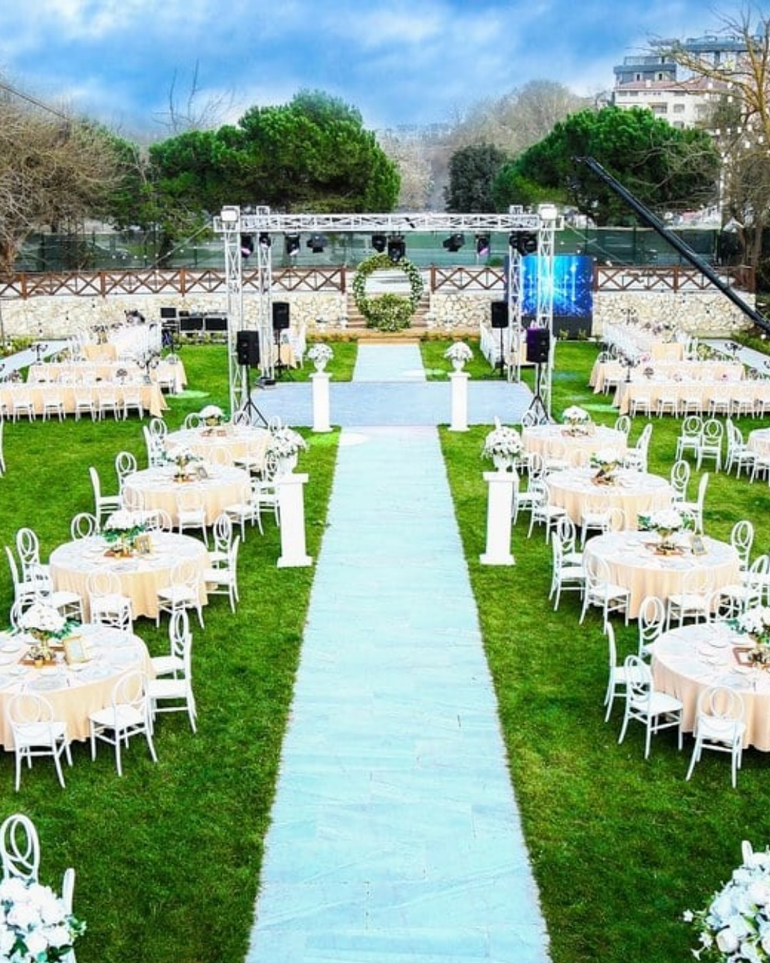 Kemerhan Bahçe | Eyüp’te masa süsleme