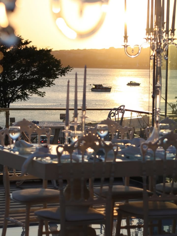 Balkon ve teras alanından deniz manzarası Lina Davet Florya