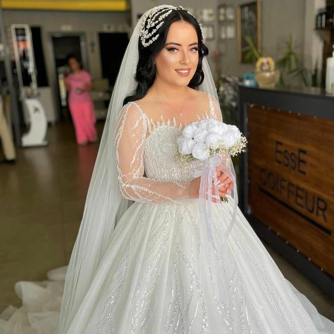 “Ankara Çankaya Mehtap Moda Evi prenses kesim ışıltılı gelinlik modeli”