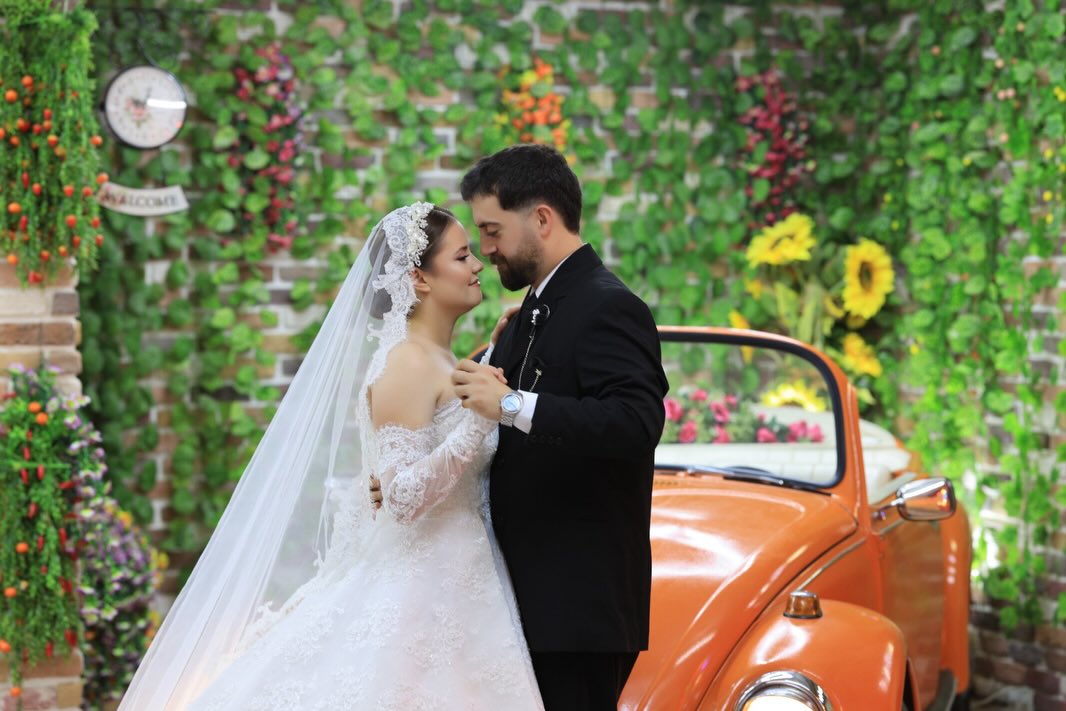 Save the date dış mekân düğün fotoğrafı İstanbul