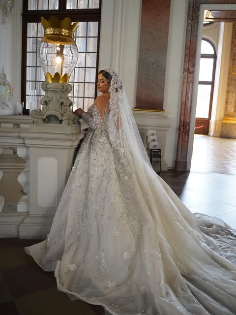 İşlemeli tül detaylı New Moda gelinliği