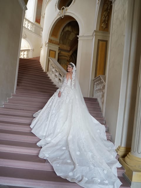 Modern ve zamansız New Moda gelinlik tasarımı