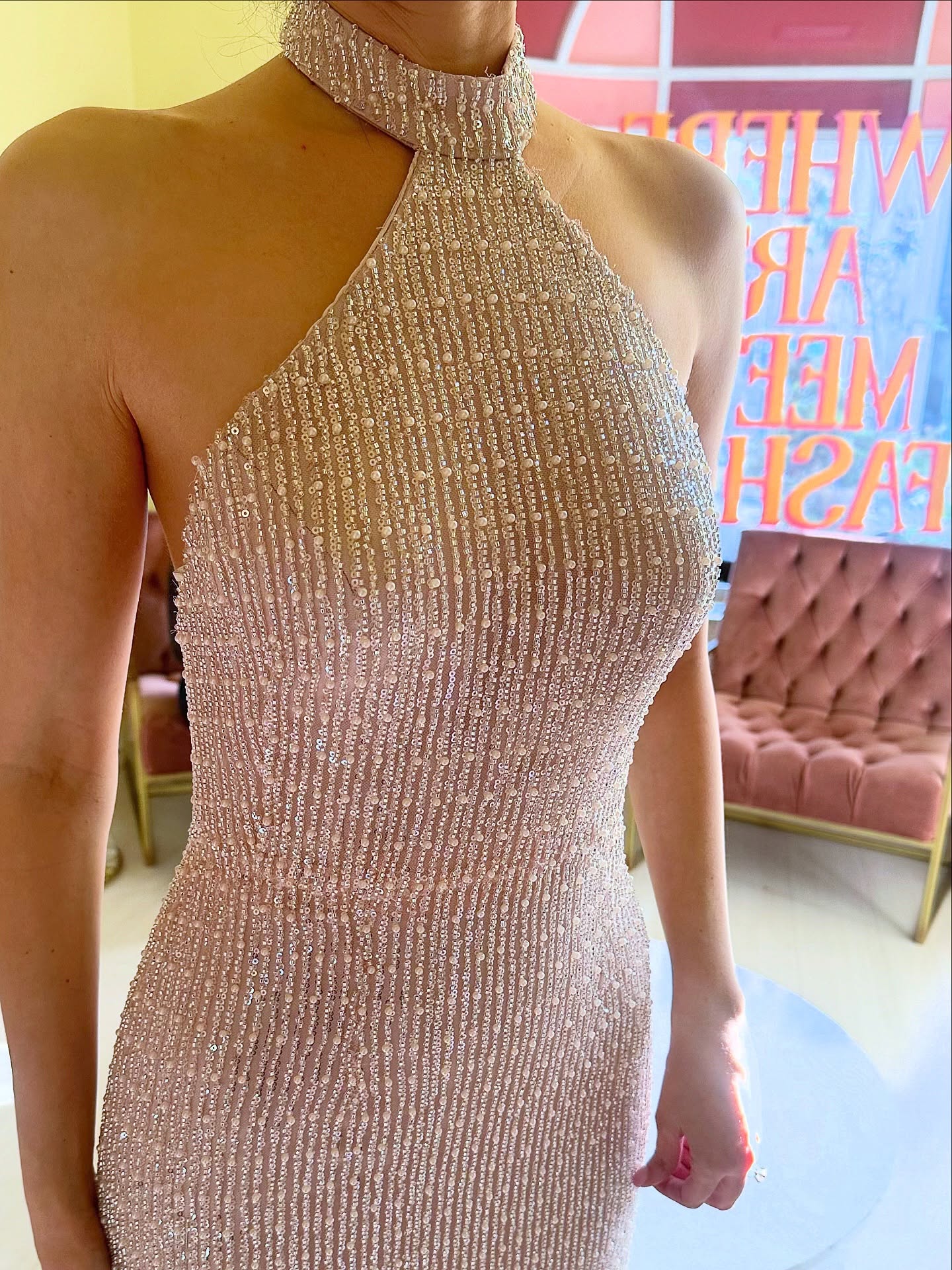 Kristal taş işlemeli after party gelinliği