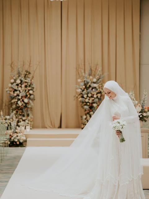 Nikâh için sade ve zarif gelinlik Özem Keskin