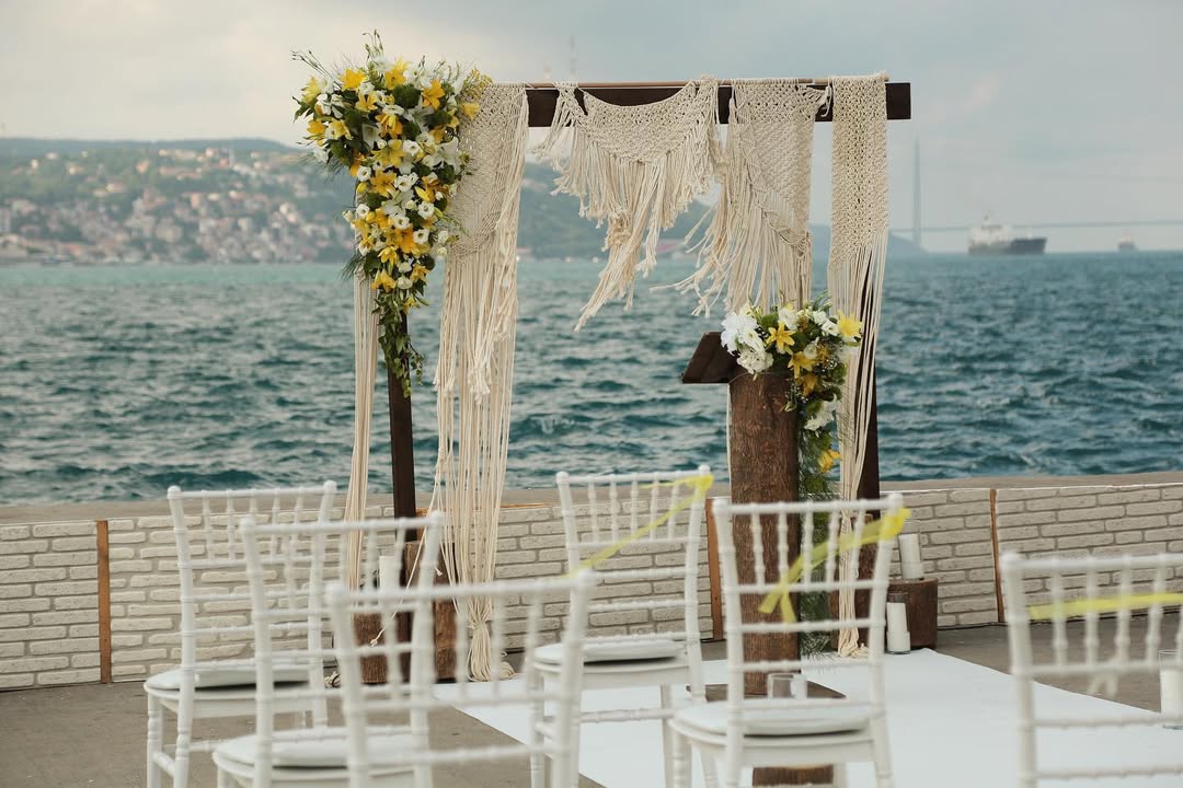 Boğaz manzaralı Paella Davet nikah alanı