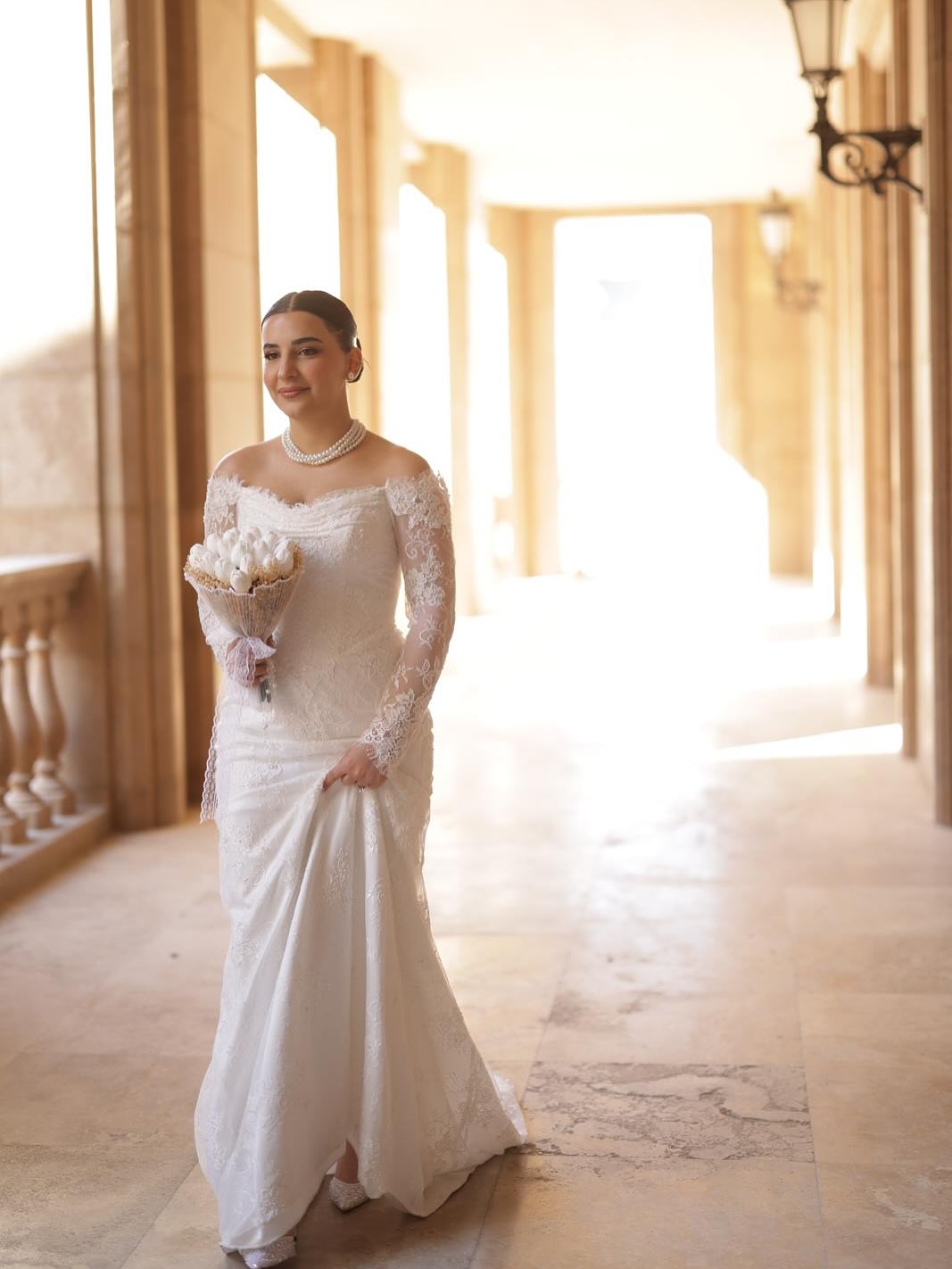 Dantel detaylı uzun kollu gelinlik – Ankara gelinlikçileri arasında zarif seçenekler