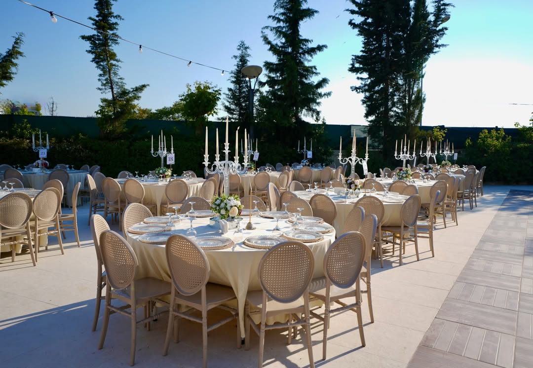 İstanbul Ataşehir havuz başı düğün mekânı Taç Wedding