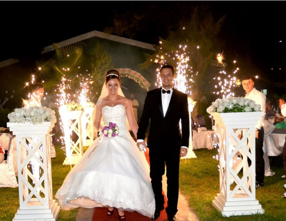 Efsuna Garden Alsancak Dugun Notu