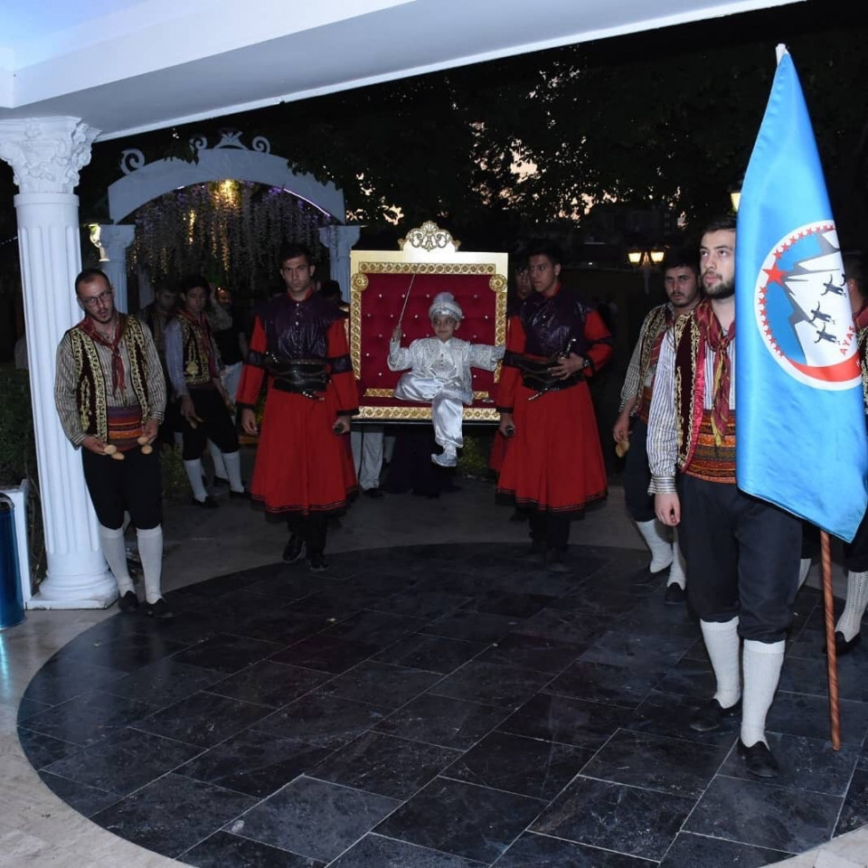 altin koru kir dugunu dugun notu