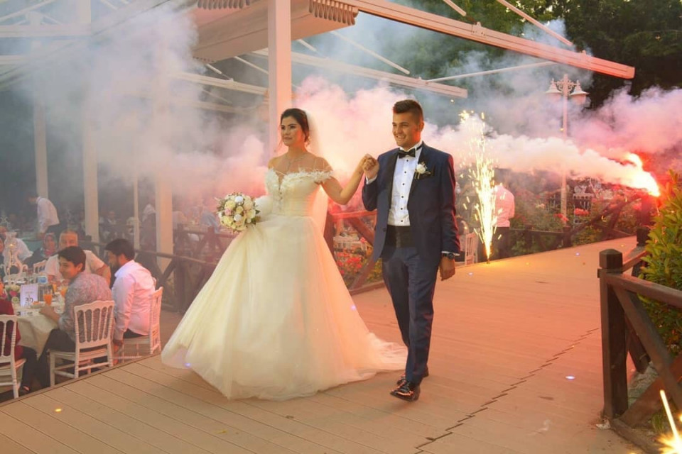 altin koru kir dugunu dugun notu