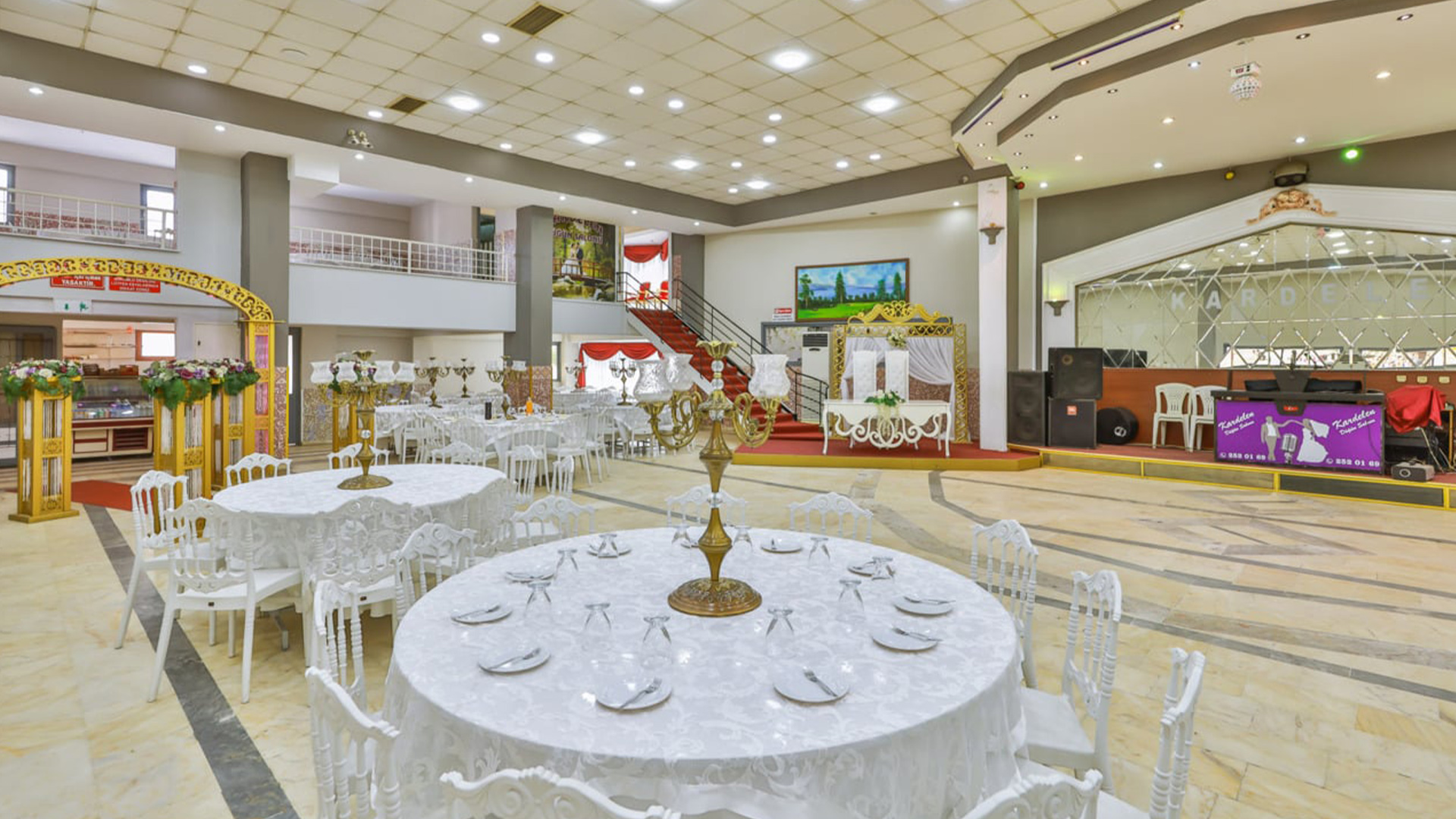 İzmir Düğün Mekanı : Kardelen Düğün Salonu